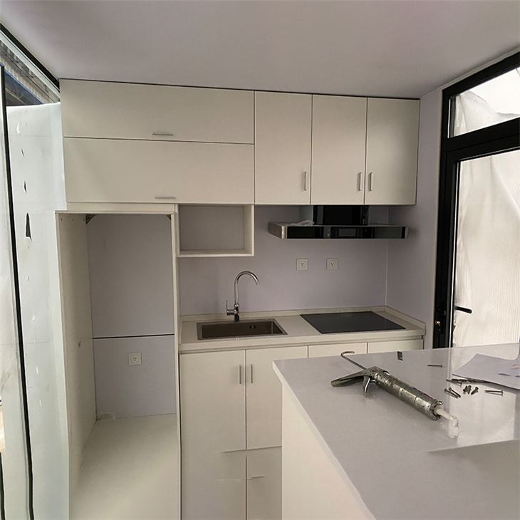 Mobile Capsule House